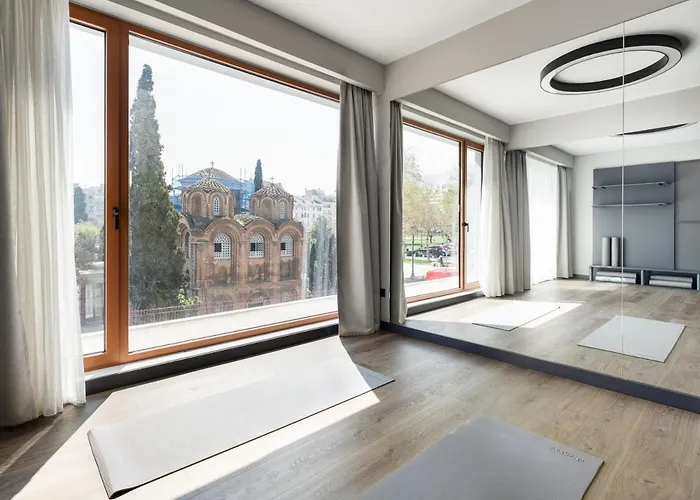 Zeus is Loose Hostel